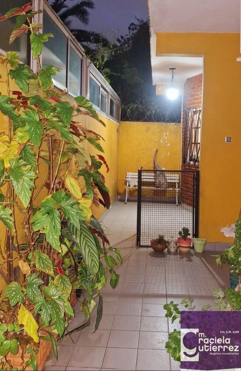 Dúplex en venta con cochera en Muñiz