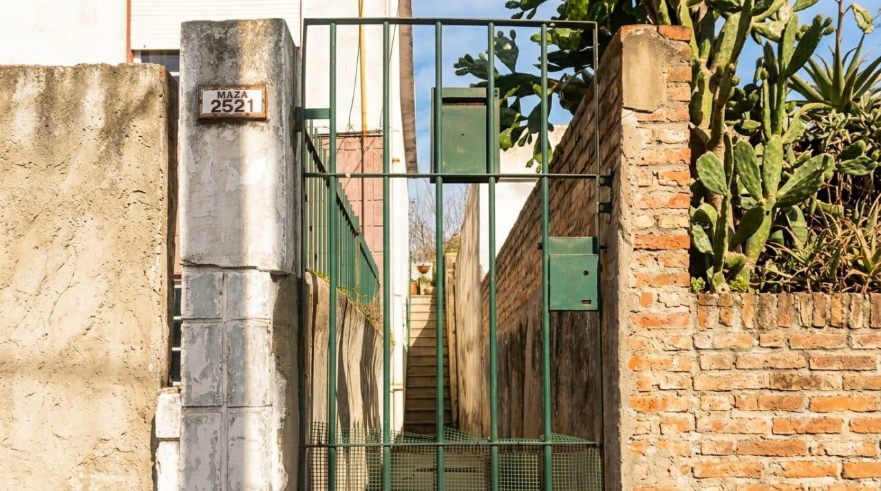 PH con terraza y parrilla  en venta en Los Polvorines