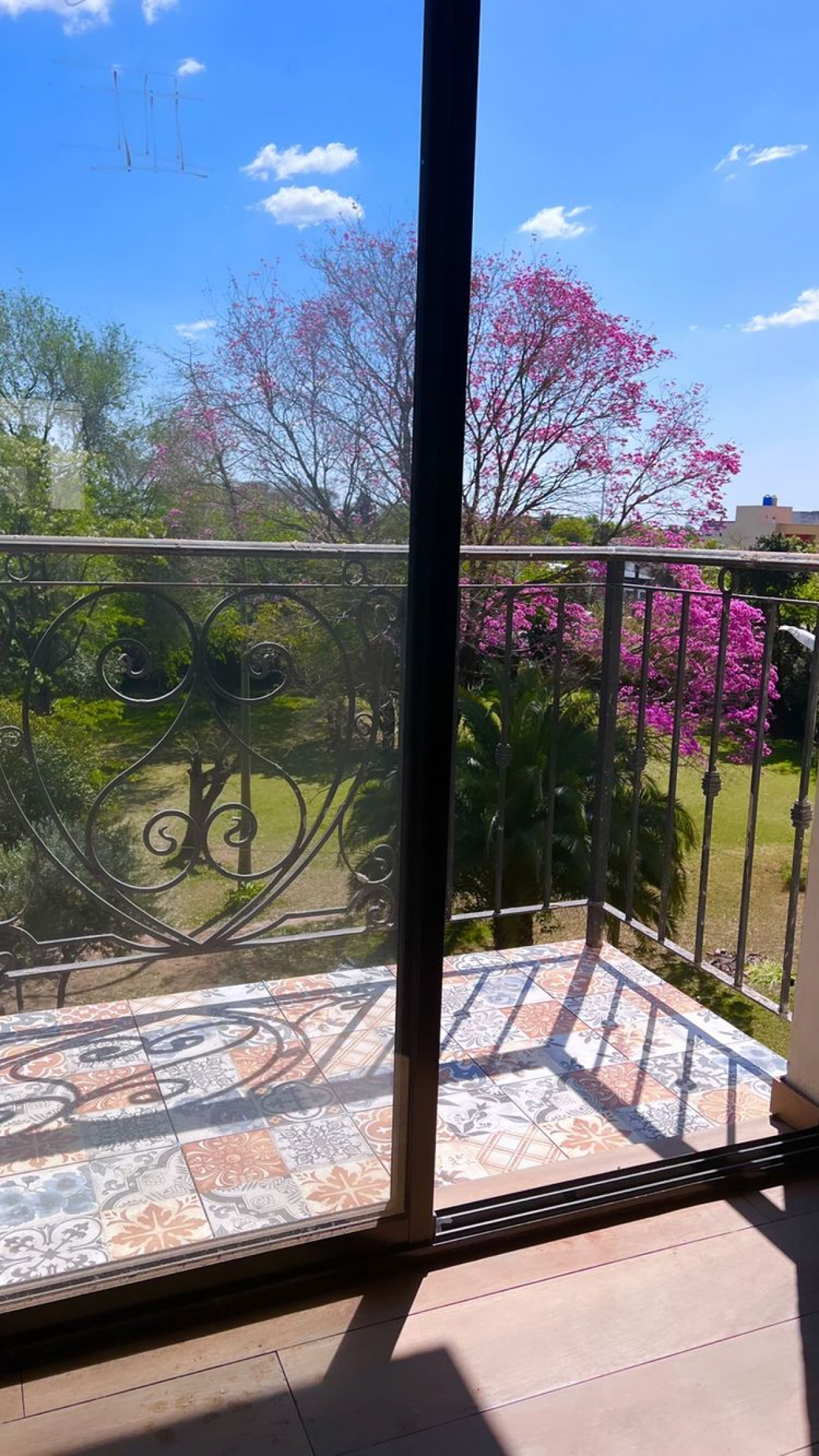 ### Venta hermoso Monoambiente en Edificio Harmony San Miguel ###