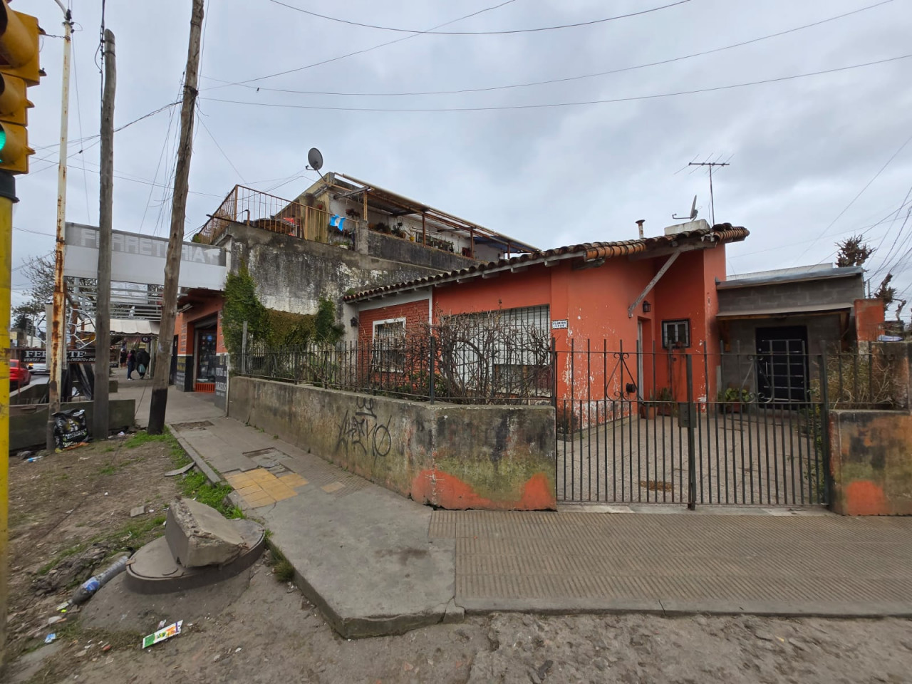 Venta Casa  esquina del centro comercial
