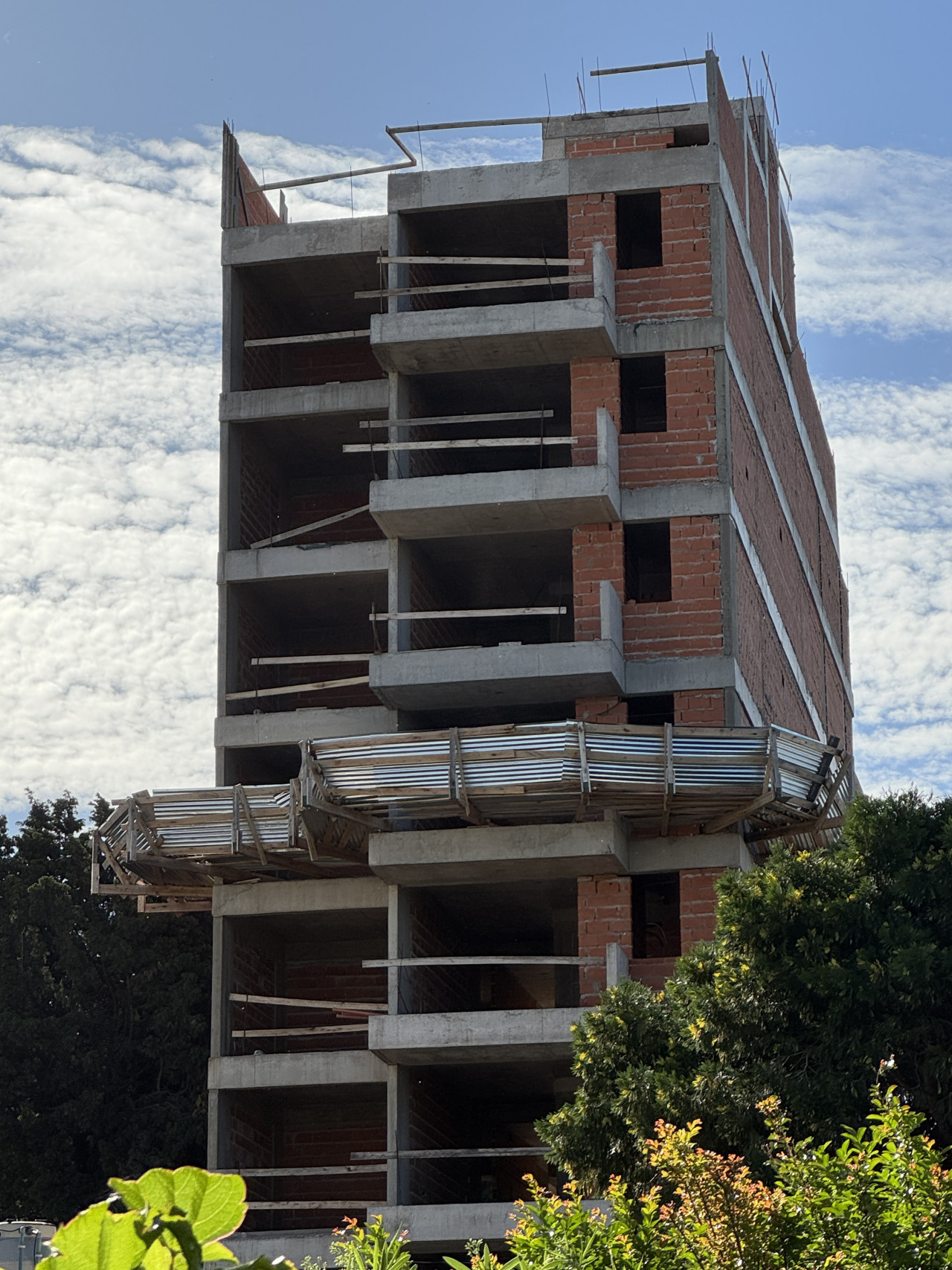 VENTA DEPARTAMENTO 4 AMBIENTES, DOM ÚNICO, SAN MIGUEL, EN CONSTRUCCIÓN. PISOS ENTEROS.